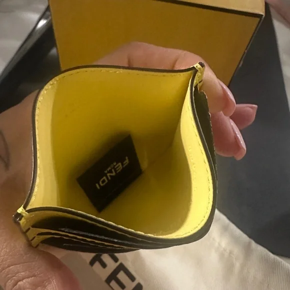 BRAND NEW AUTHENTIC FENDI FF CARD HOLDER - LIMITED EDITION - Picture 4 of 7